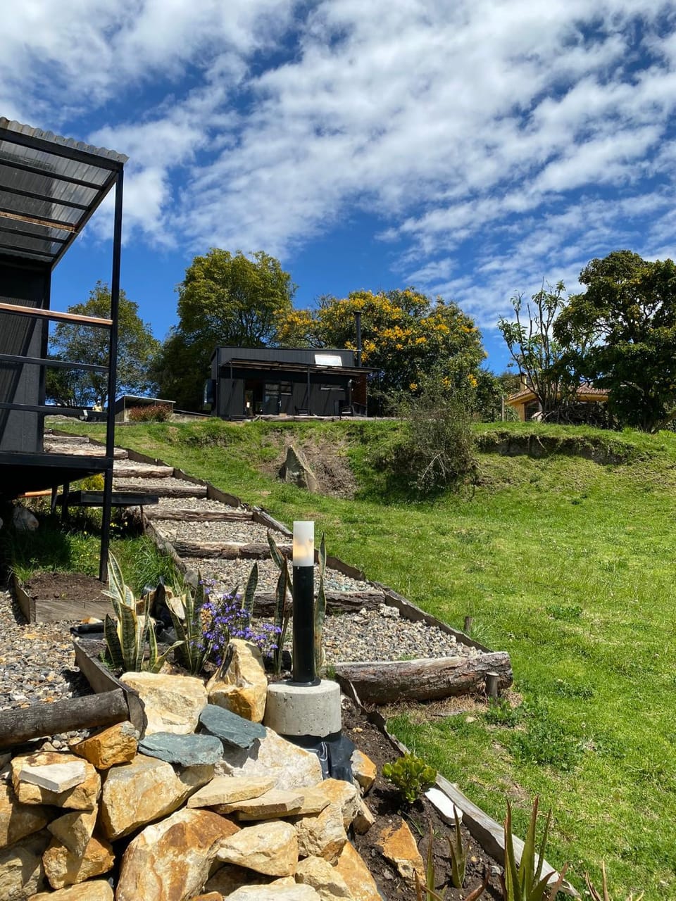 Property building, Day, Natural landscape, Garden, Garden view