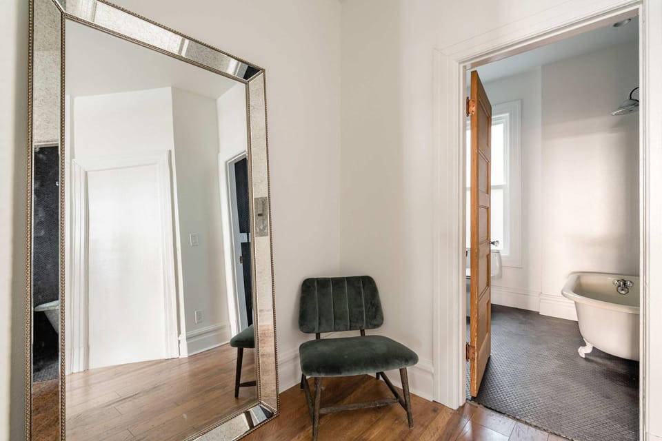 Stay Portland - 1BR - Walk to Coffee, Brews & NW 23rd Shops Apartment in Portland