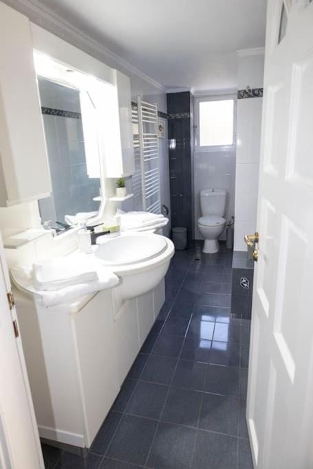 Toilet, Bathroom