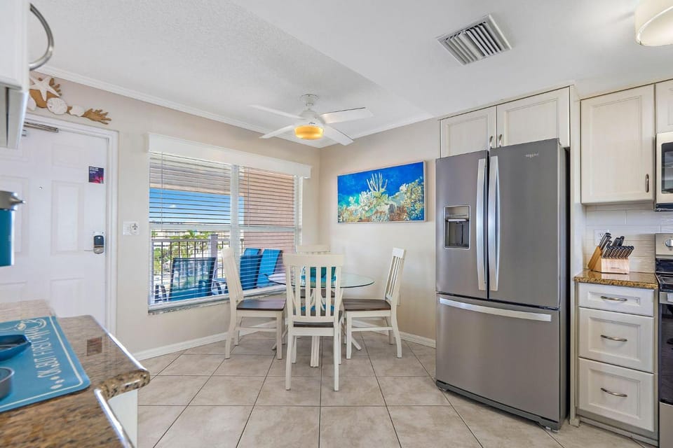 Sunrise Resort PH3 House in Saint Pete Beach