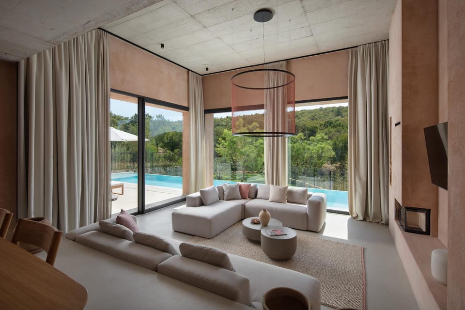 Living room, Seating area