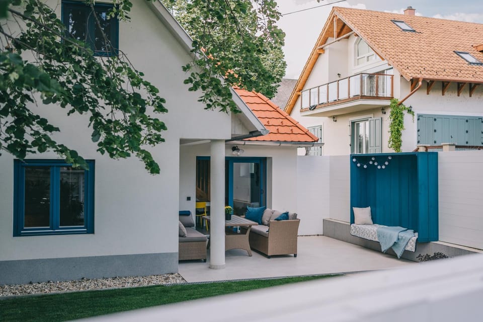 Garden, Balcony/Terrace