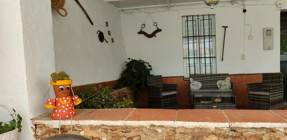 La Parrita House in Sierra Norte de Sevilla