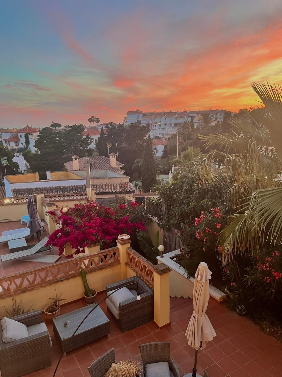 Property building, Natural landscape, View (from property/room), Balcony/Terrace, Sunset