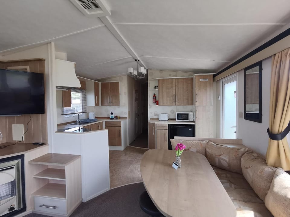 Snowdonia Holiday Sea Beach and Mountains view Campground/ 
RV Resort in Wales