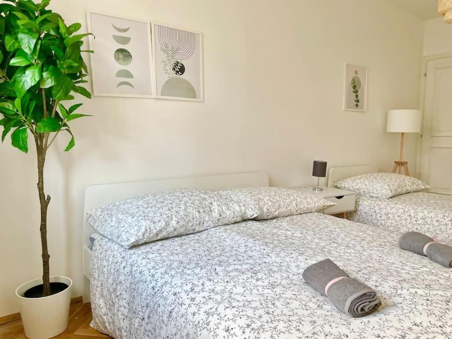 110m2 Stylish 4 Bedroom Apartment Apartment in Vienna