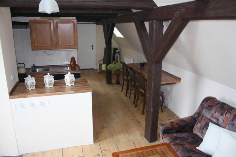 Kitchen or kitchenette, Seating area, Dining area, stove