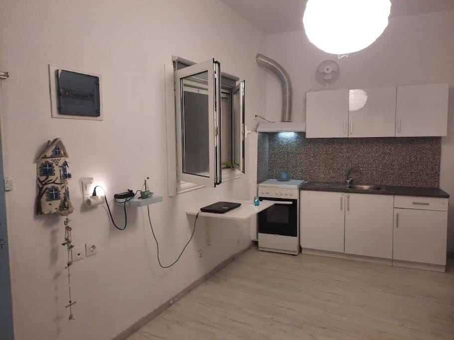 Martinos Apollo Home House in Kea-Kythnos
