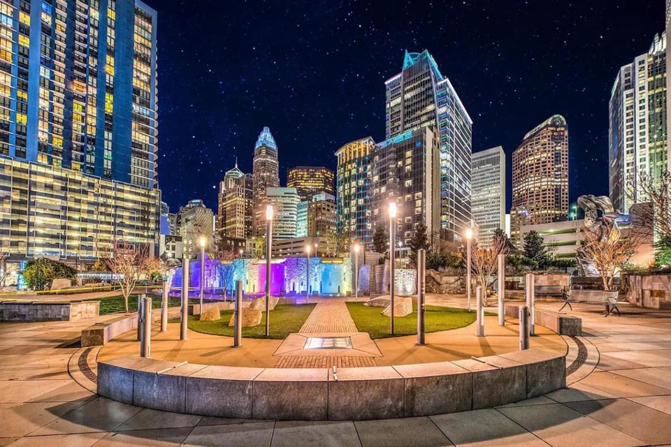 Spacious 2 Bedroom 2 Bathroom Apartment with Balcony in Uptown Charlotte! City Views & Free Parking! Apartment in Charlotte