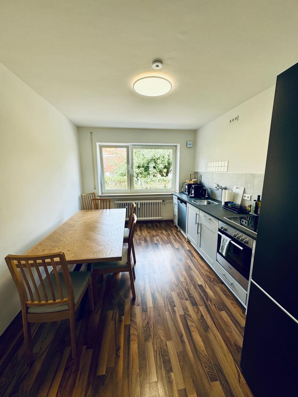 Kitchen or kitchenette, Dining area, dishwasher, oven, stove, kitchen
