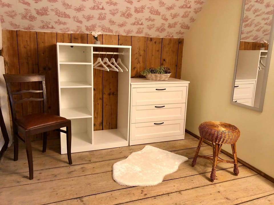 wardrobe