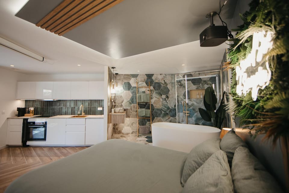 Shower, Bathroom, Bath, towels, kitchen