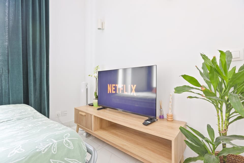 Communal lounge/ TV room, TV and multimedia
