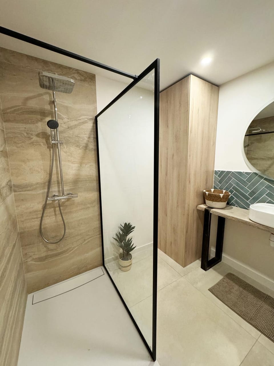 Shower, Bathroom