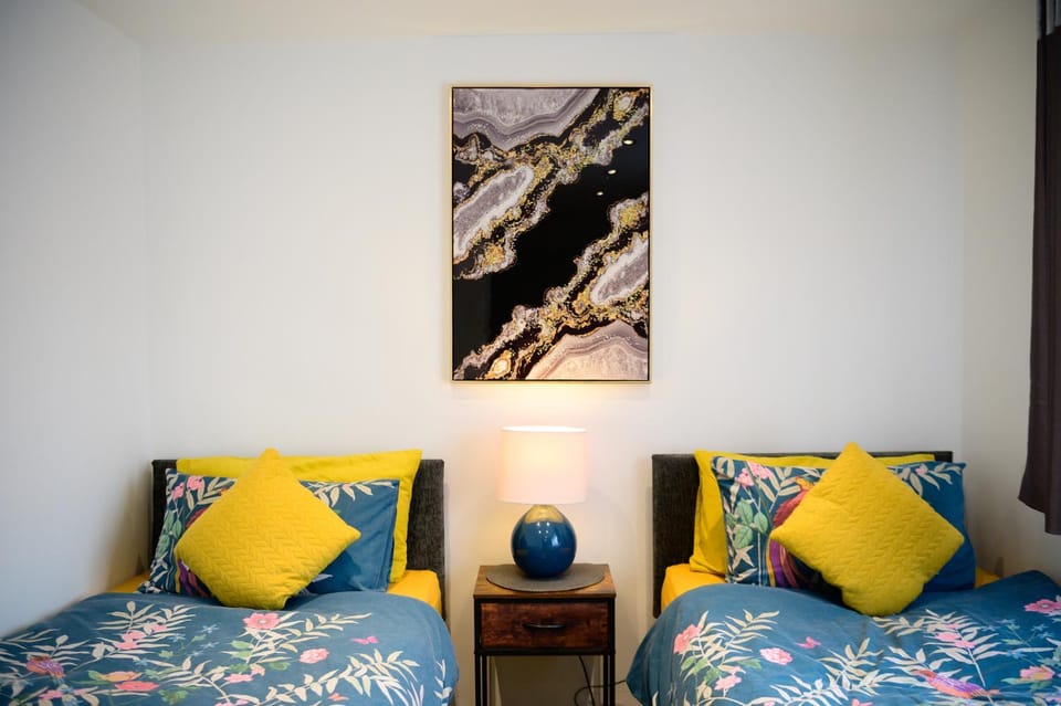 Bed, Decorative detail, Bedroom