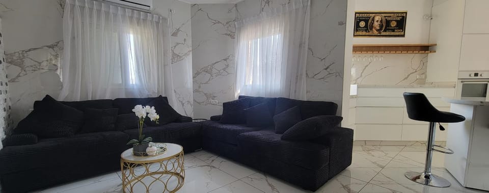 Penthouse in Ramat Gan Next to Sheba Hospital Apartment hotel in Tel Aviv-Yafo