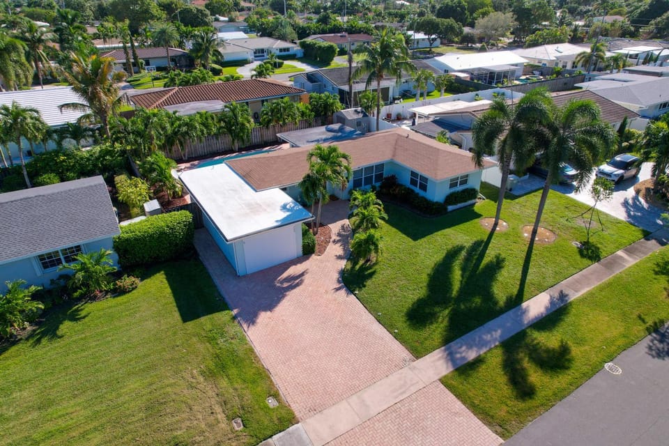 Pompano Beach Getaway House in Pompano Beach