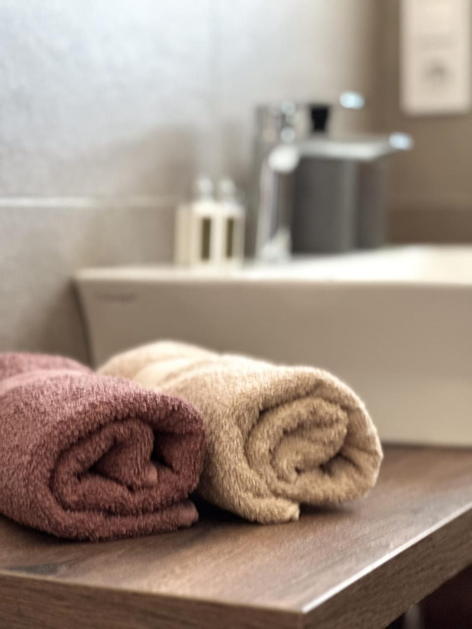 Bathroom, towels