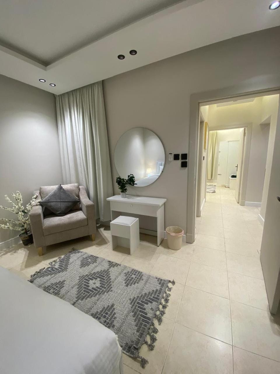 Photo of the whole room, Bedroom