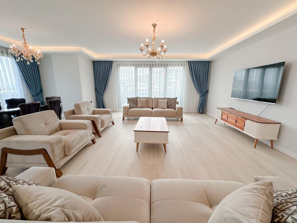 Communal lounge/ TV room, TV and multimedia, Living room, Seating area