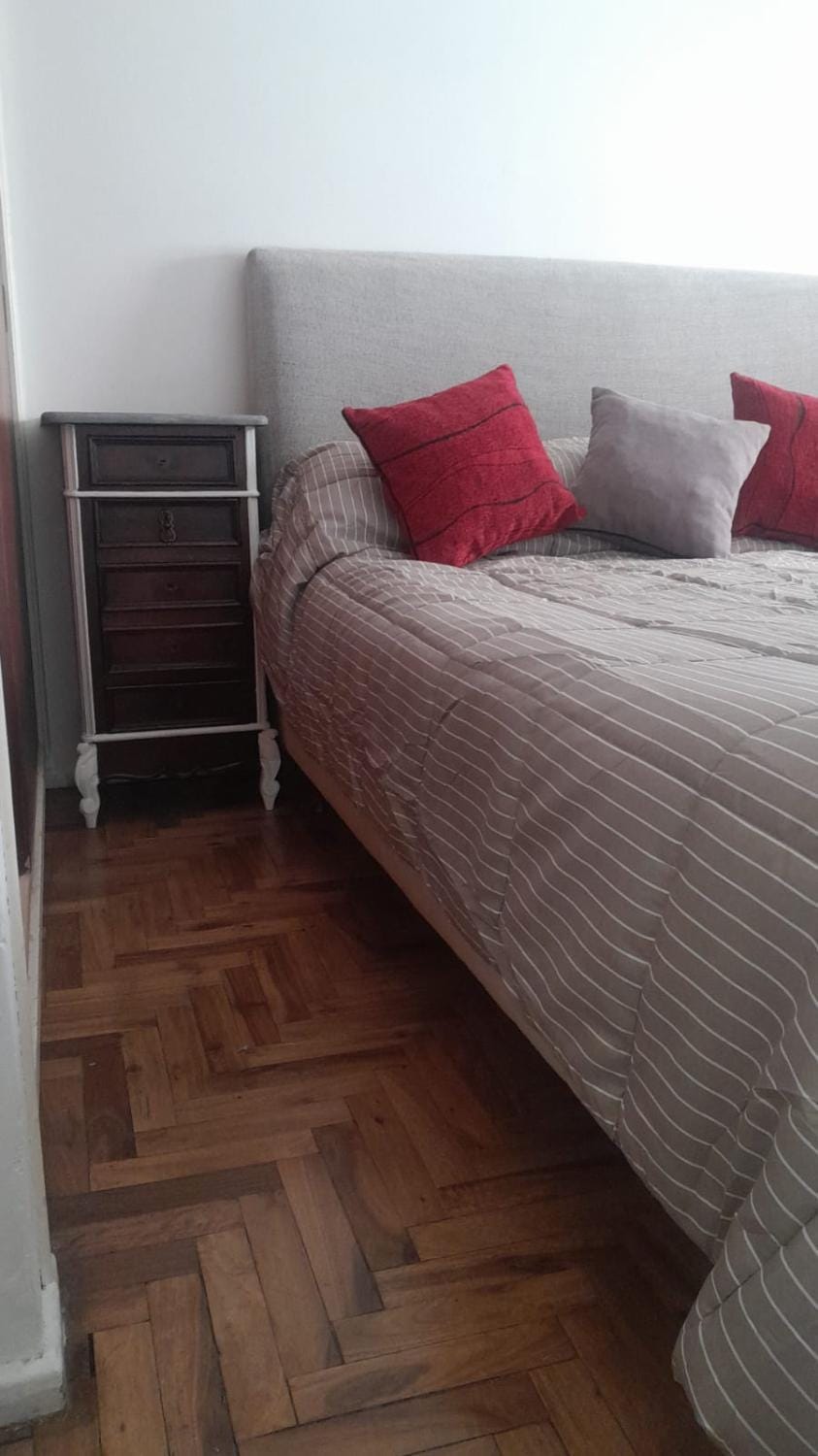 Photo of the whole room, Decorative detail, Bedroom