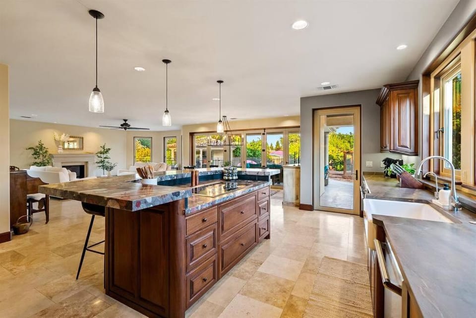 Villa Allegria Luxury Retreat Villa in Templeton