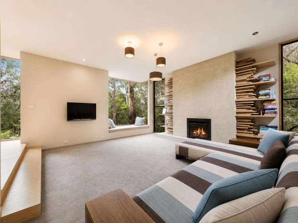 Natural landscape, View (from property/room), Living room, Seating area, fireplace
