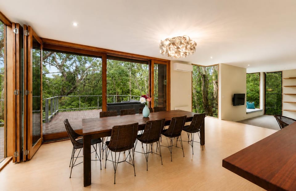 Natural landscape, View (from property/room), Balcony/Terrace, Dining area