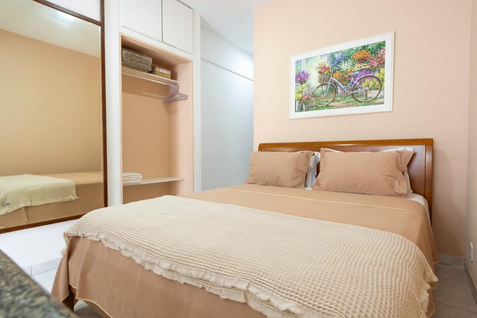 Bed, Decorative detail, Bedroom, wardrobe