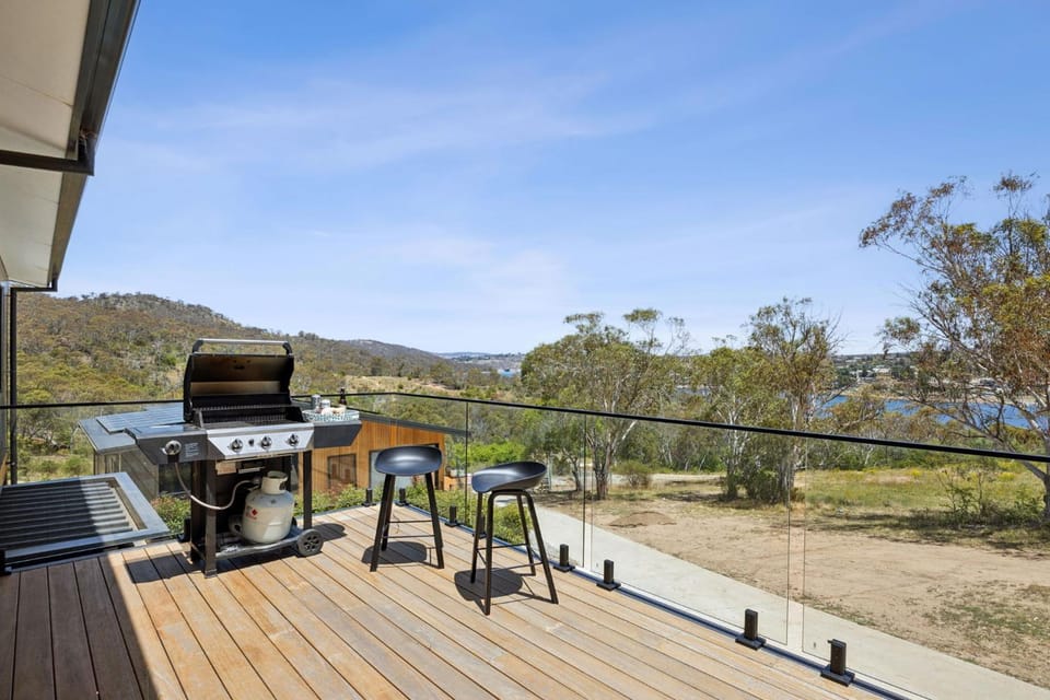 BBQ facilities, View (from property/room), Balcony/Terrace, Balcony/Terrace