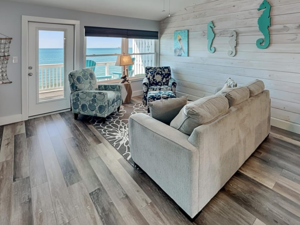 Balcony/Terrace, Living room, Seating area, Sea view, furniture