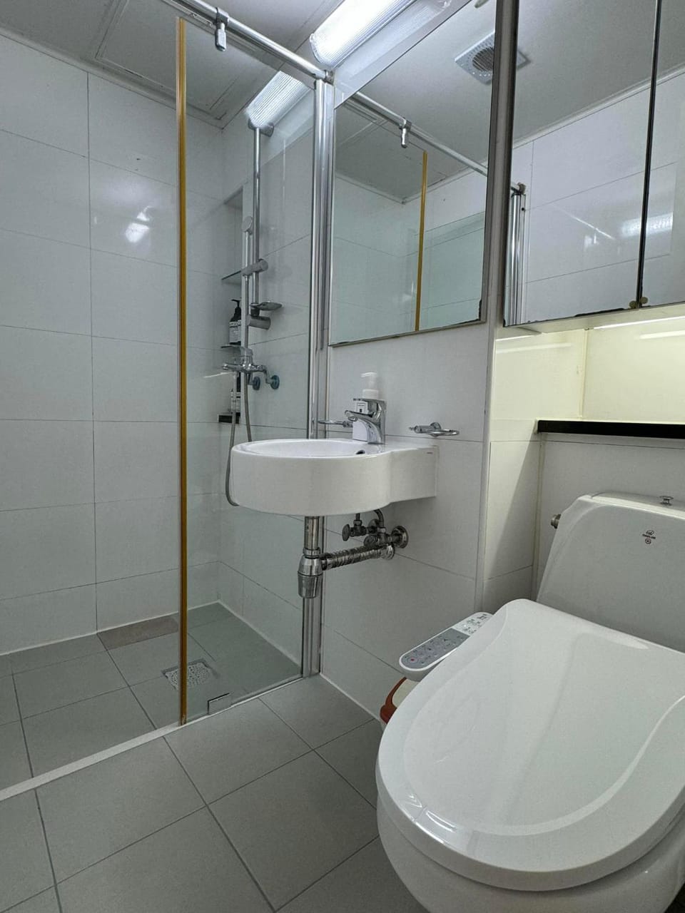 Seoul Station cozy studio Apartment in Seoul