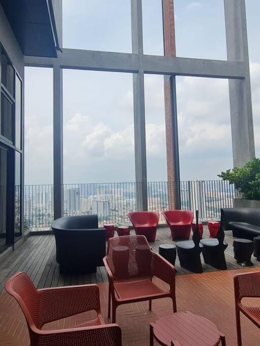 Property building, Seating area