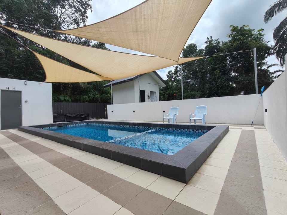 Mar'wanis Villa Homestay Beaufort Sabah Villa in Sabah