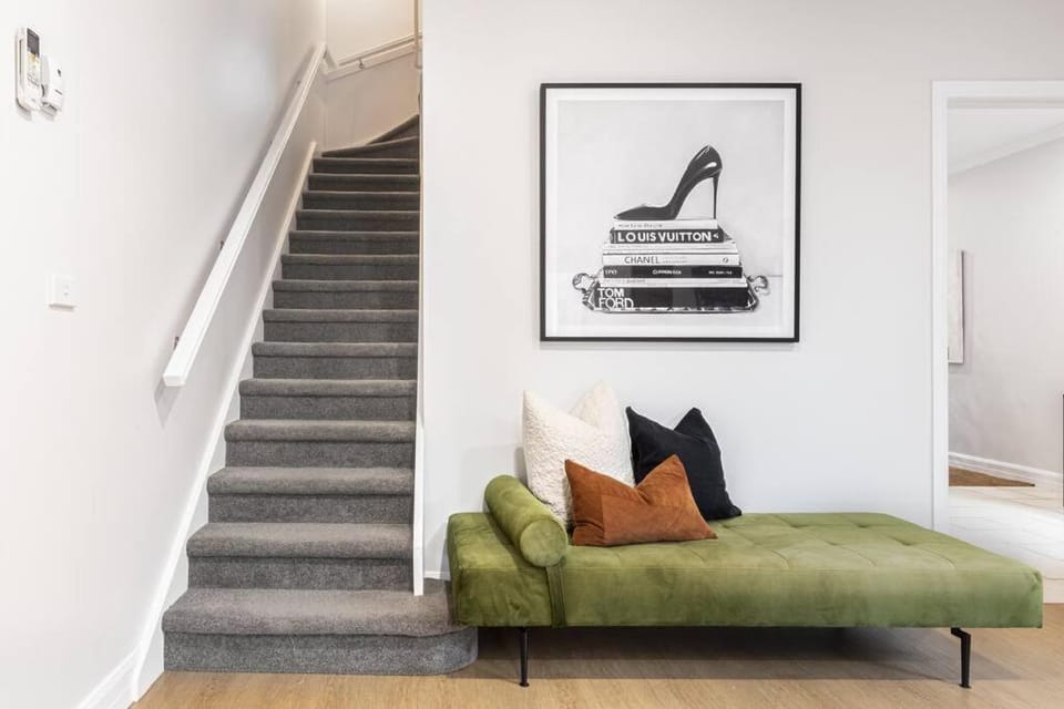 Mickle Townhouse, Steps to CBD Apartment in Warrnambool