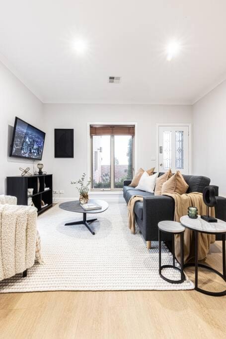 Mickle Townhouse, Steps to CBD Apartment in Warrnambool