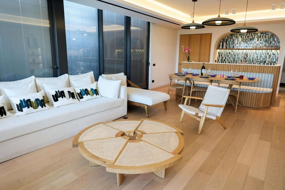 Luxury Penthouse - 4 BDR - Heart of Tel Aviv - 50m from the beach Apartment in Tel Aviv-Yafo