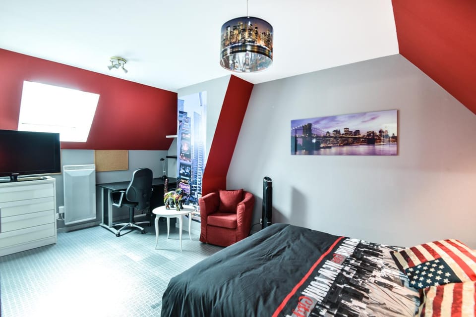 Bedroom