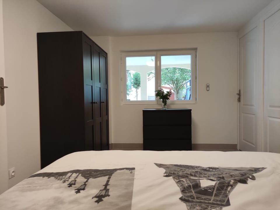 deux pièces calme sur jardin Apartment in Créteil