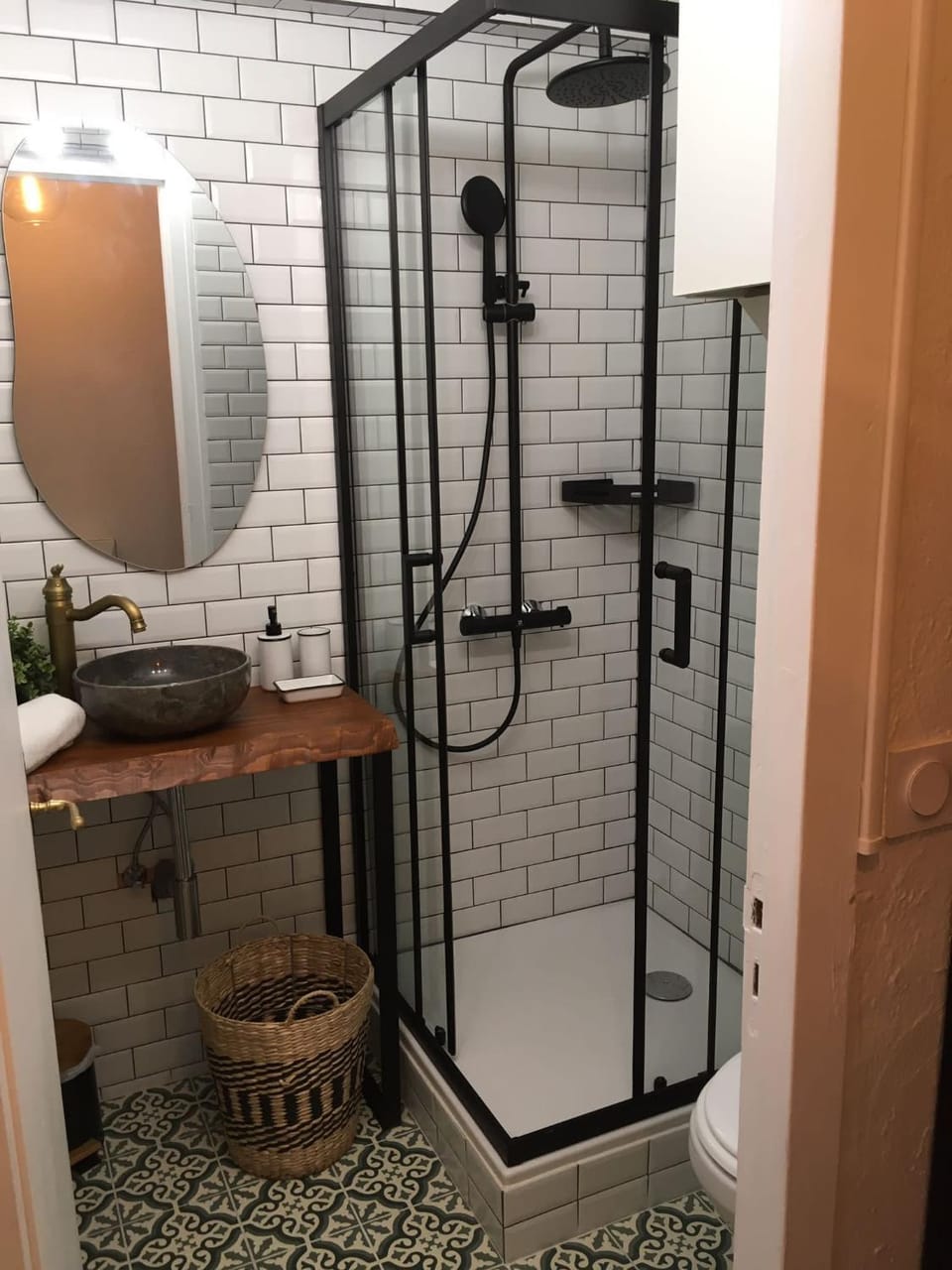 Shower, Bathroom