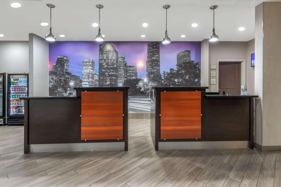 Lobby or reception, On site