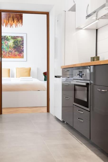 Kitchen or kitchenette, Photo of the whole room