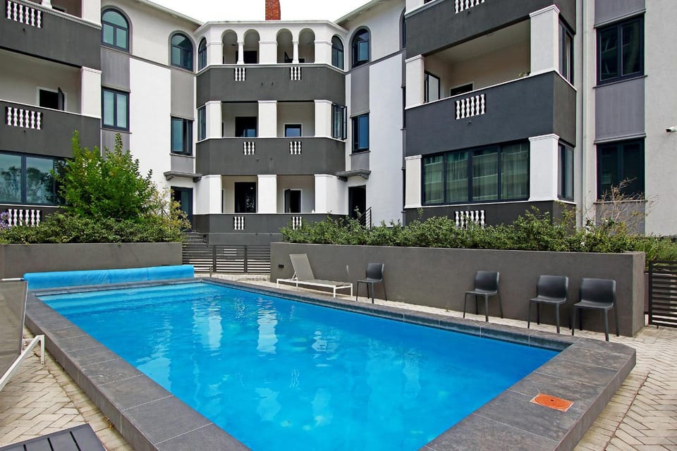 Warwick Mansions 11 Apartment in Cape Town
