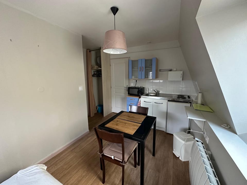 Studio Felix 2 Apartment in Wallonia, Belgium