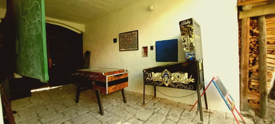 Property building, Communal lounge/ TV room, Game Room, Evening entertainment