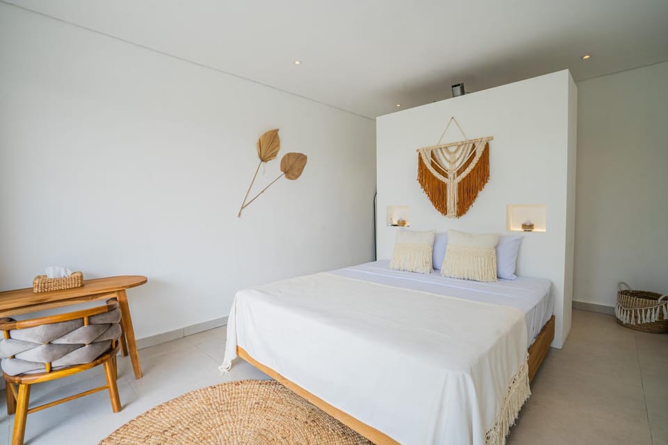 NEW! Palm Island Villa - 4BR Villa in Kerobokan Villa in North Kuta