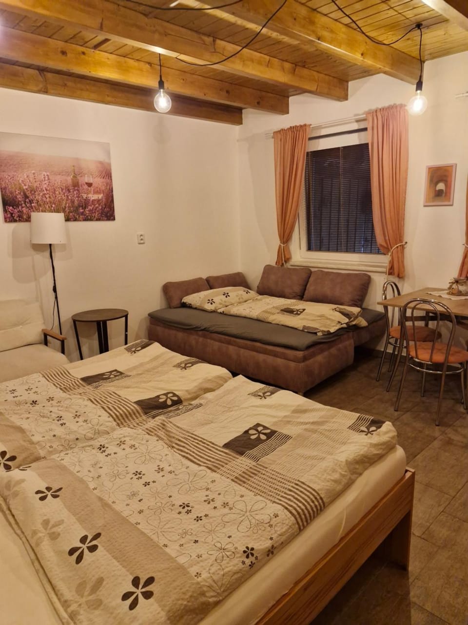 Apartmány pod pergolou Apartment in South Moravian Region