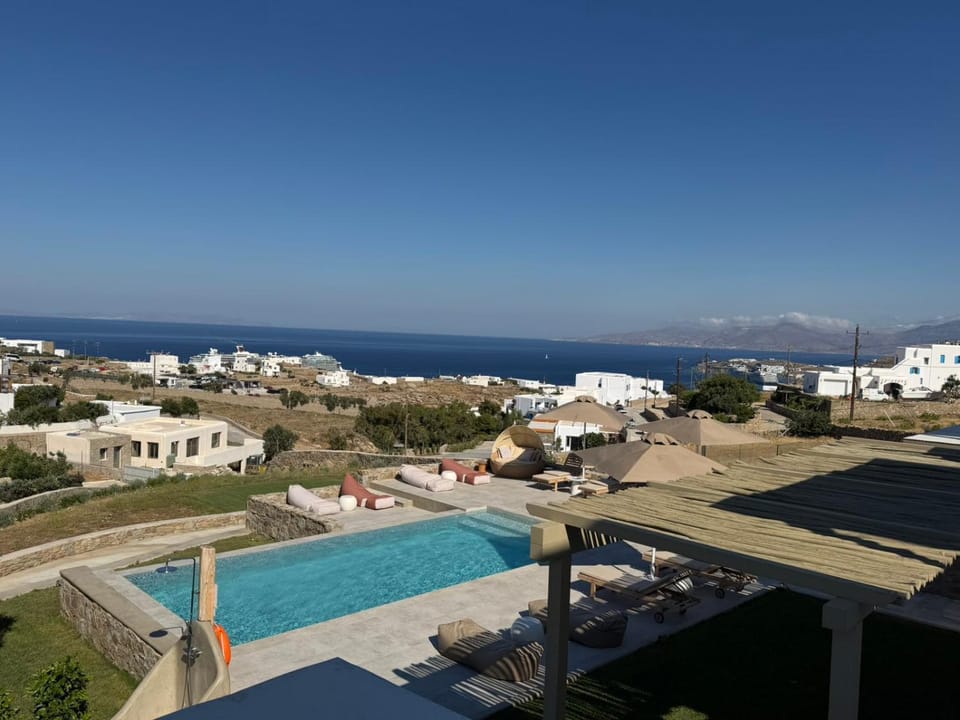 Ostria View Suites Mykonos Bed and Breakfast in Mykonos