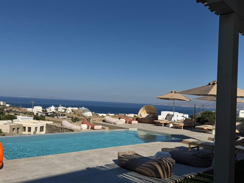Ostria View Suites Mykonos Bed and Breakfast in Mykonos