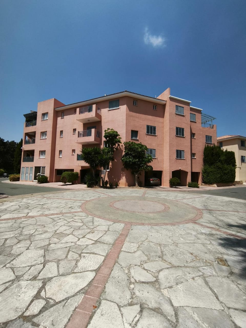 Paphos-Limnaria Garden Apartment in Paphos